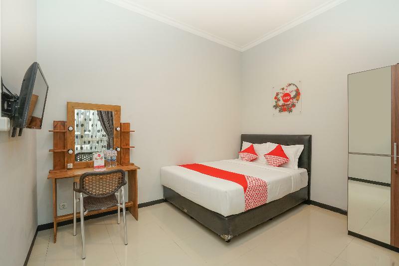 Reddoorz Near Surabaya Zoo Hotel Buitenkant foto